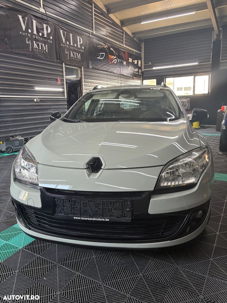 Renault Megane 1.5 dCI Color Edition - 1