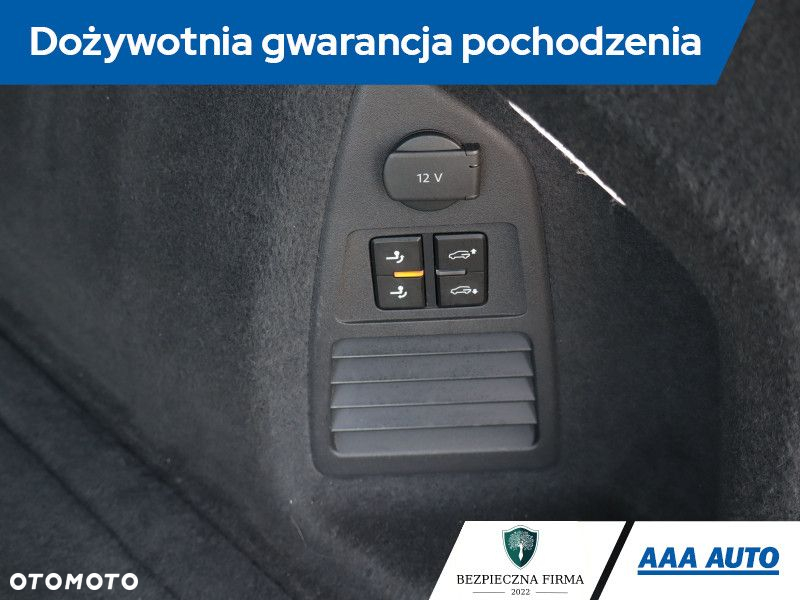 Volkswagen Touareg - 22