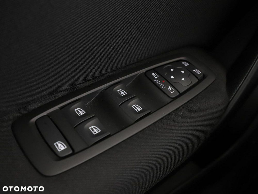 Renault Megane ENERGY TCe 100 EXPERIENCE - 33