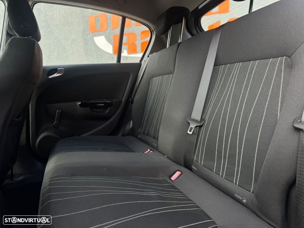 Opel Corsa 1.2 Cosmo 111 - 10