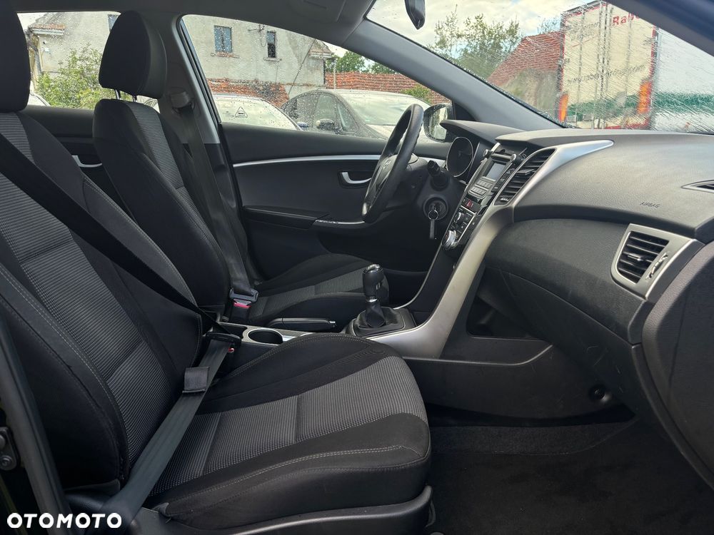 Hyundai i30 1.4 Classic - 9