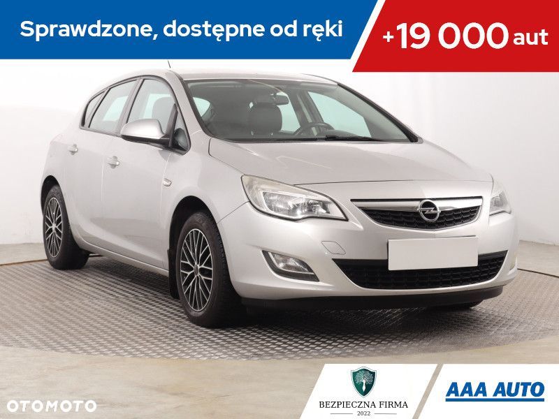 Opel Astra - 2
