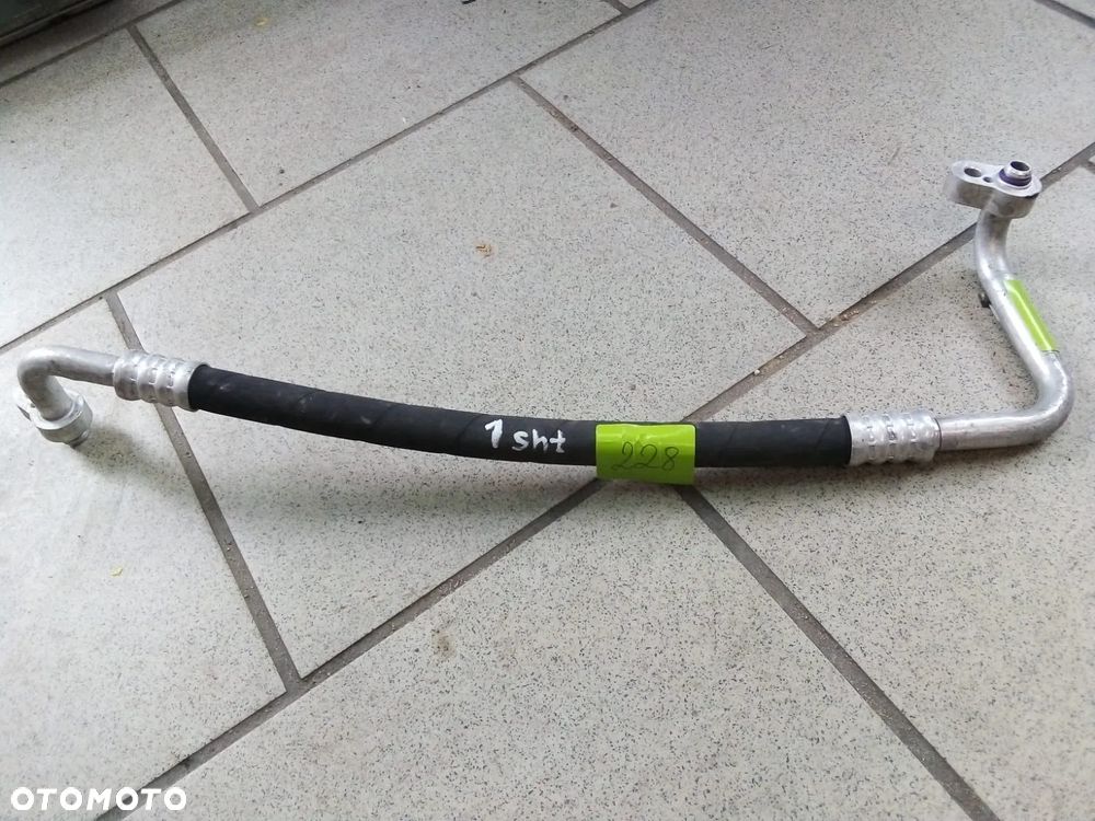 Przewód klimatyzacji VOLKSWAGEN AUDI SEAT SKODA 6R0820721E - 1