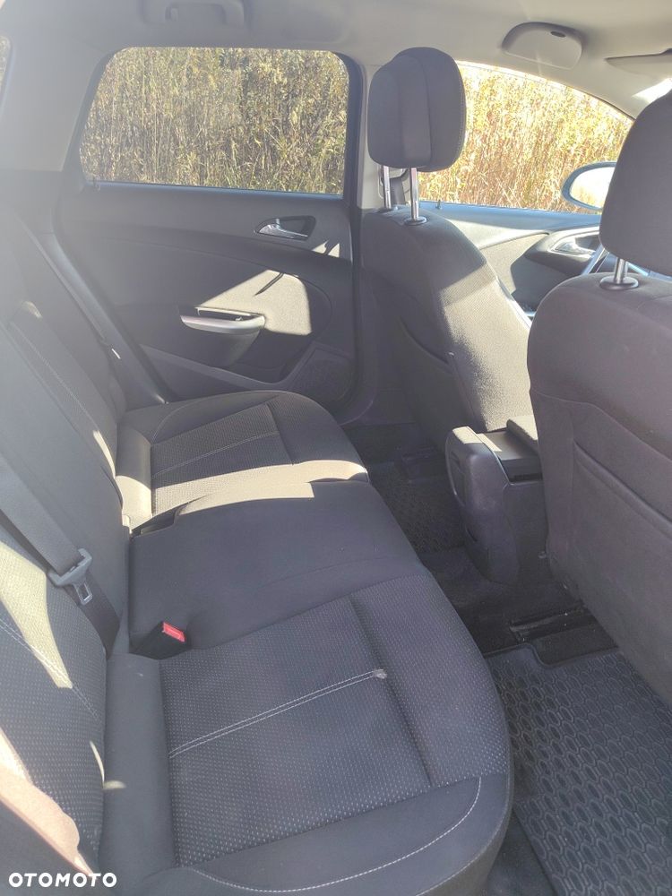 Opel Astra - 8