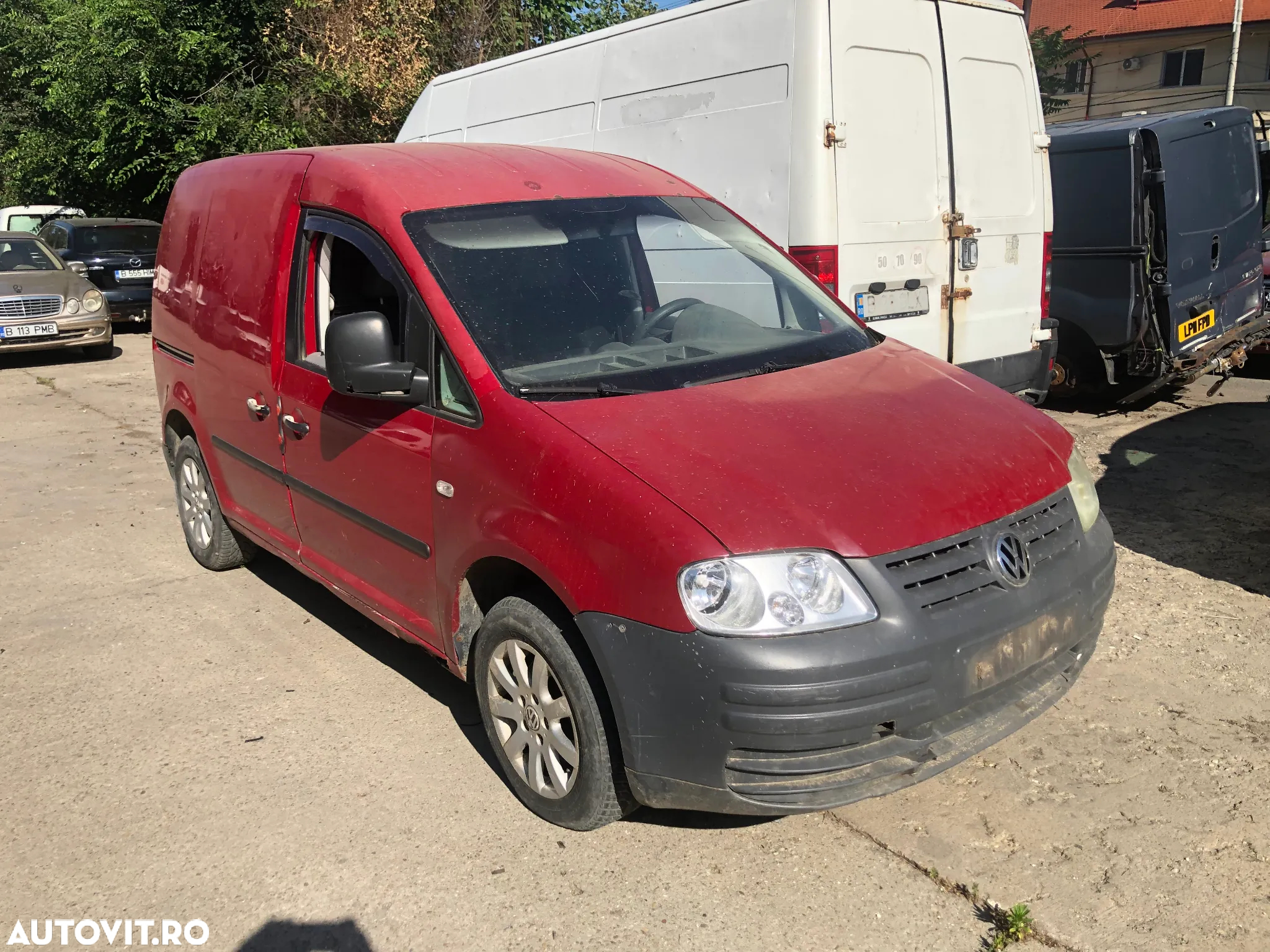 Dezmembrez VW Volkswagen Caddy rosu visiniu BDJ 2.0 SDI - 3