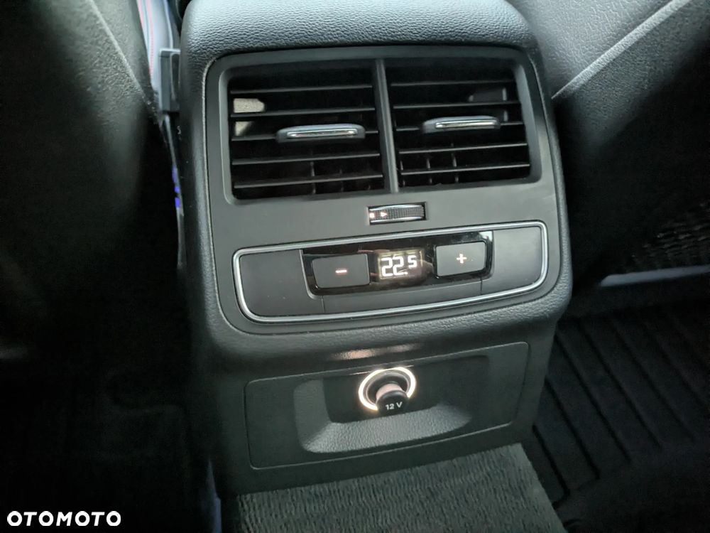 Audi A4 Avant 2.0 TDI ultra S tronic sport - 13