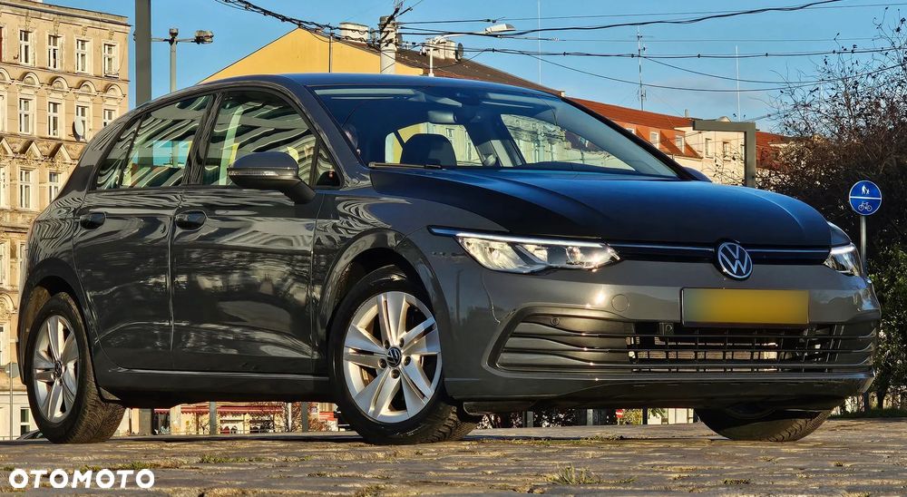 Volkswagen Golf VIII 1.5 eTSI Style DSG - 17