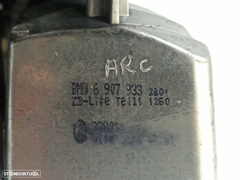 FAROLIM TRASEIRO ESQUERDO BMW SERIE 3 BERLINA (E46) 320D EDITION ADVANCE - 3