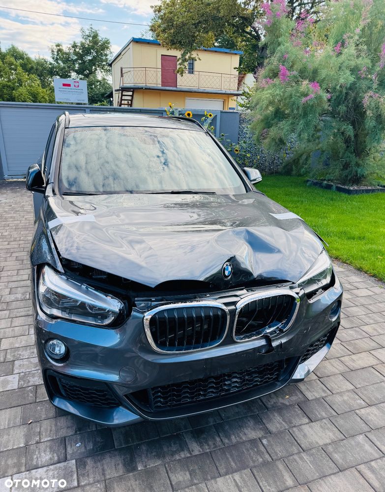 BMW X1 - 1