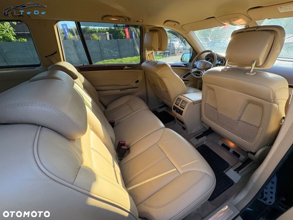 Mercedes-Benz GL 450 CDI DPF 4Matic 7G-TRONIC - 25