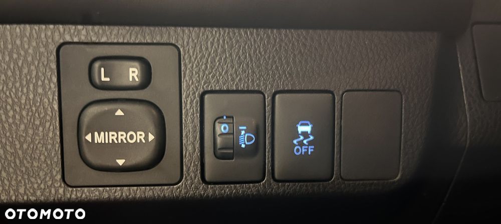 Toyota RAV4 2.0 D-4D 4x2 Start-Stop Executive - 21