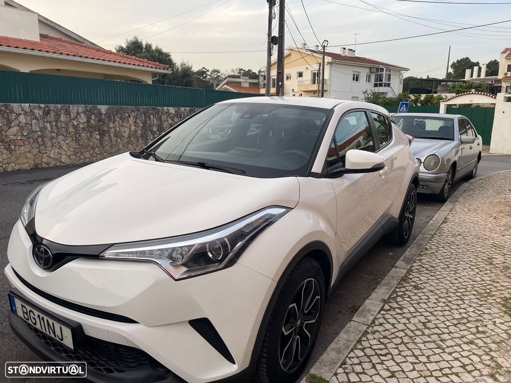Toyota C-HR 1.2 Turbo - 2