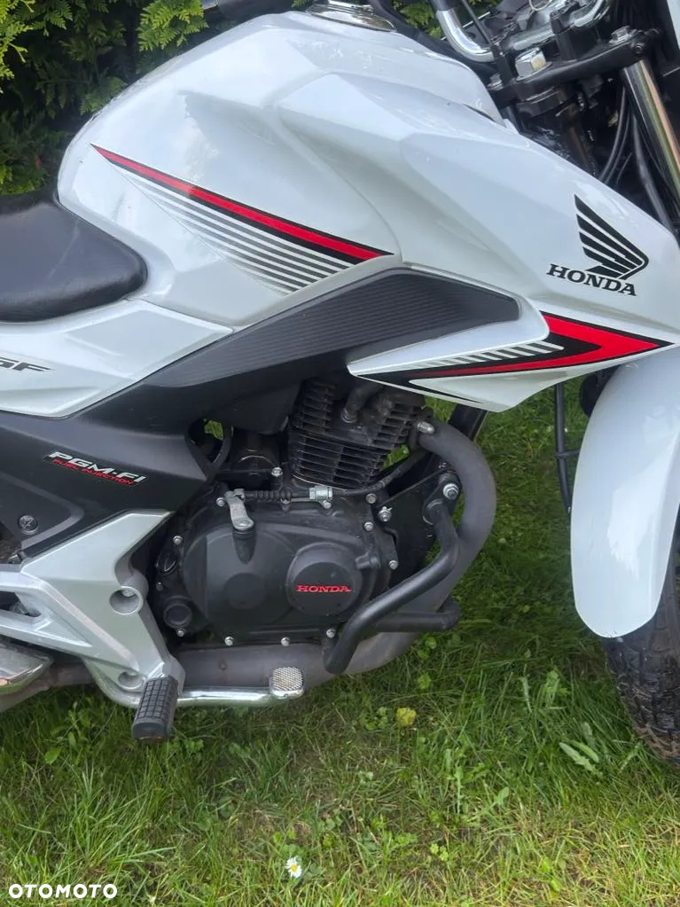 Honda CBF - 4