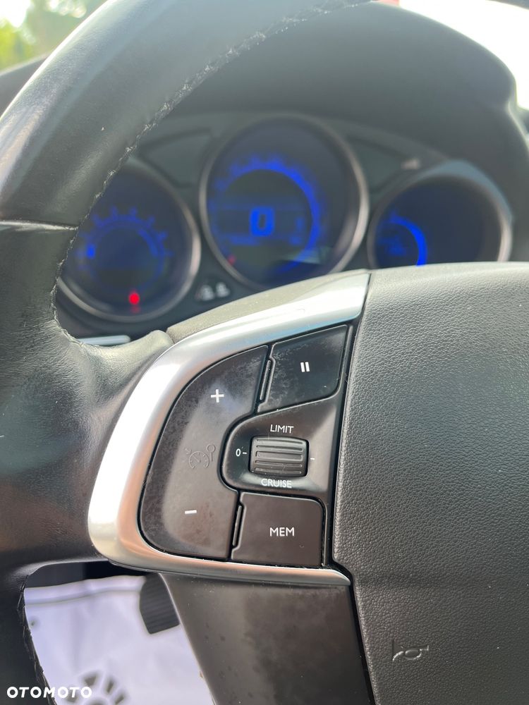 Citroën C4 HDi 150 Exclusive - 23