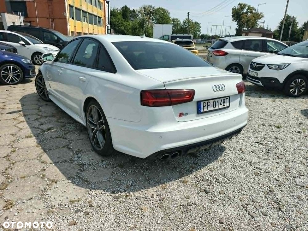 Audi S6 Limousine - 10