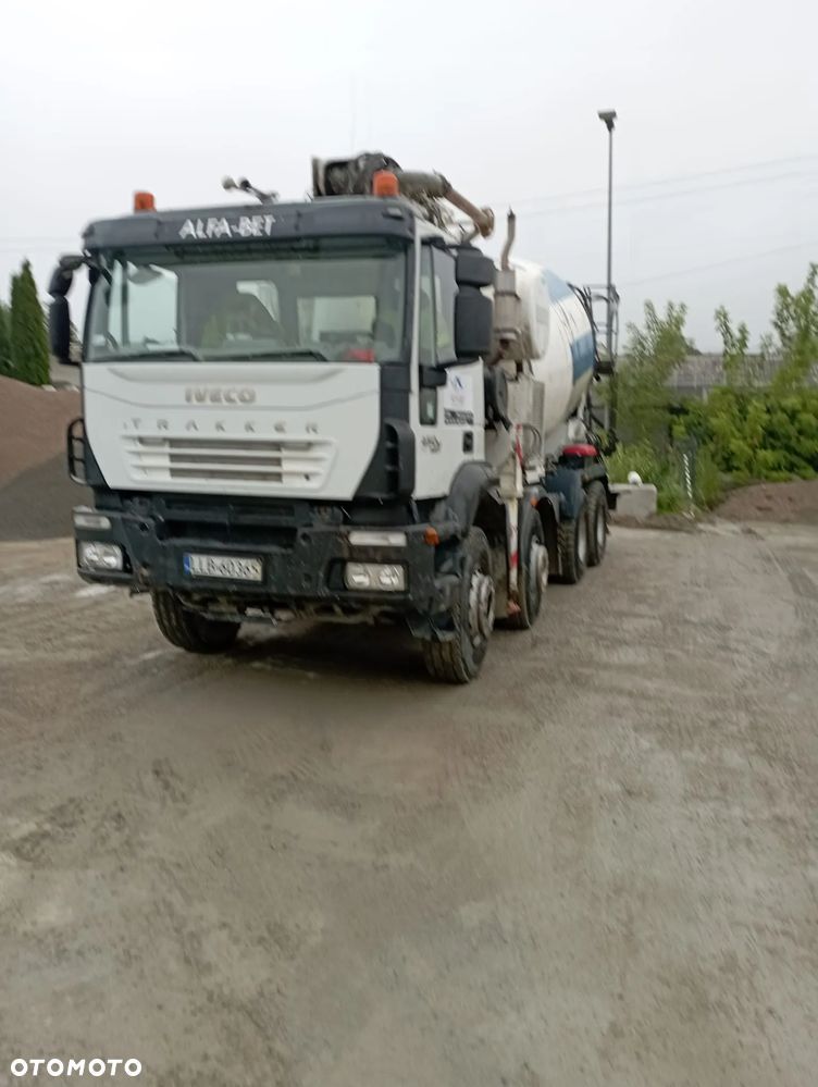 Iveco TRACKER - 1