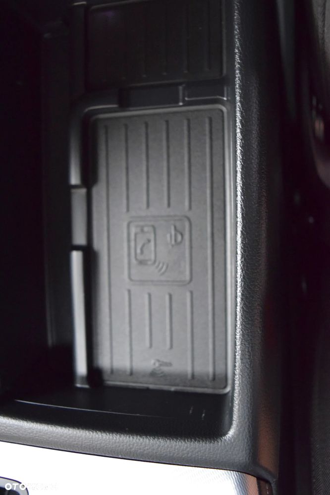 Audi A4 Avant 2.0 TDI S tronic design - 21