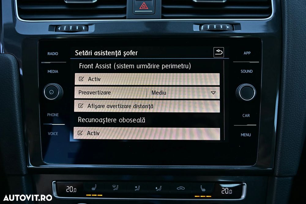 Volkswagen Golf 2.0 TDI 4Motion BMT Comfortline - 36