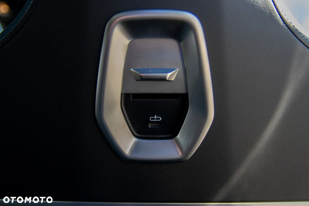 BMW Seria 7 - 22