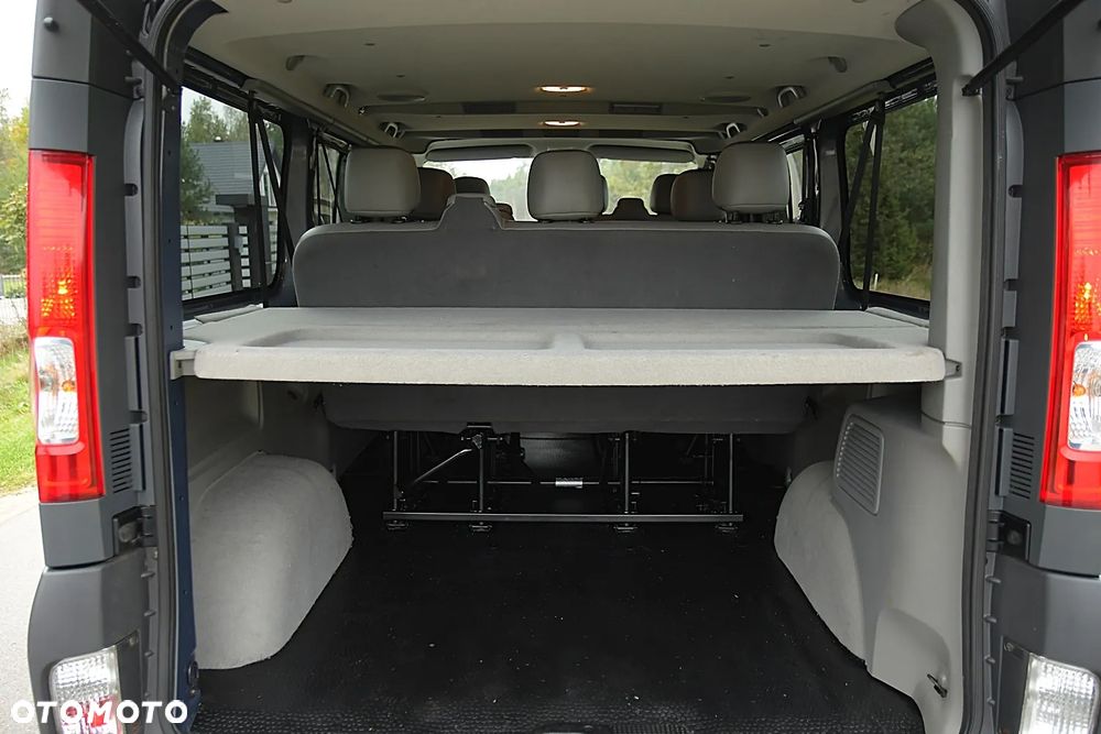 Opel Vivaro - 21