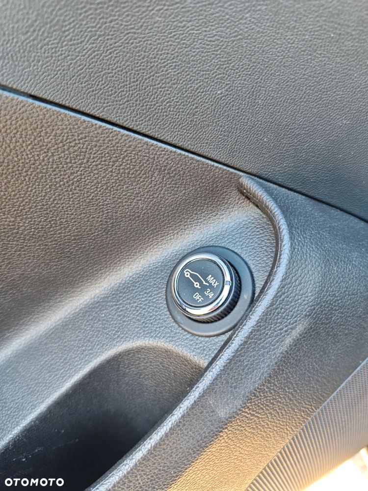 Opel Insignia 2.0 CDTI automatik Sport - 24