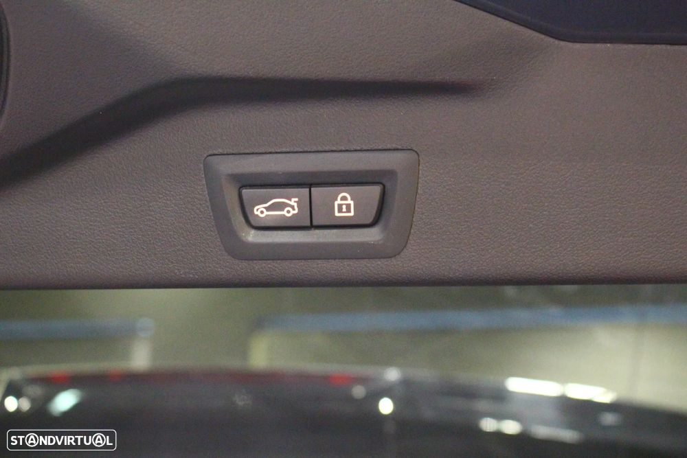 BMW X5 45 e xDrive Pack M - 28