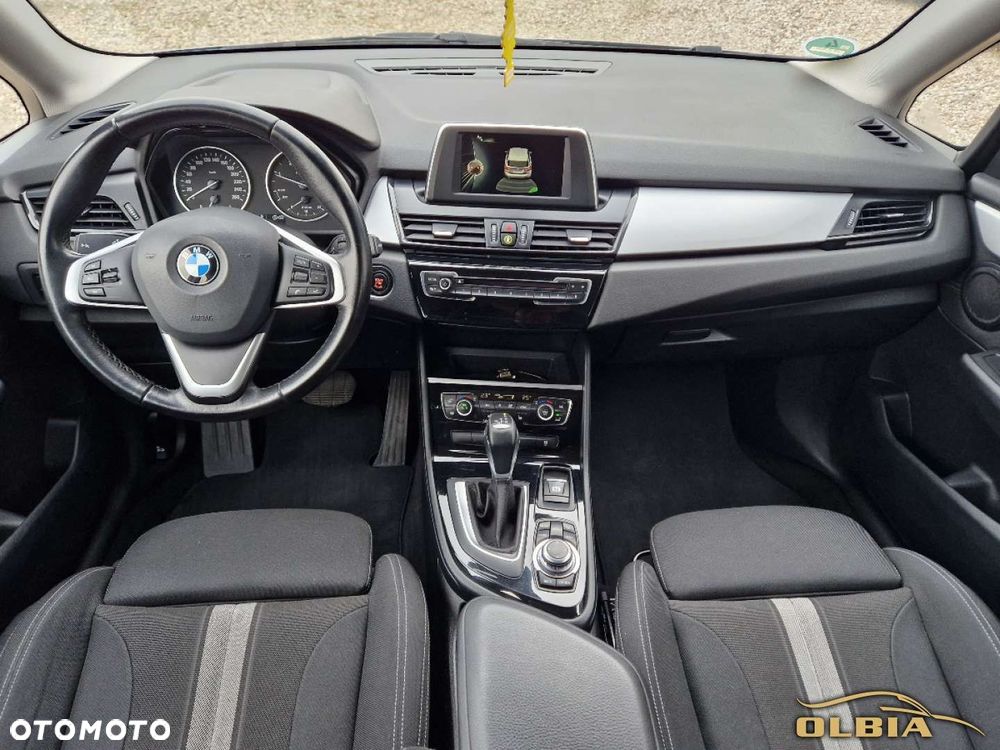 BMW Seria 2 218d Sport Line - 29