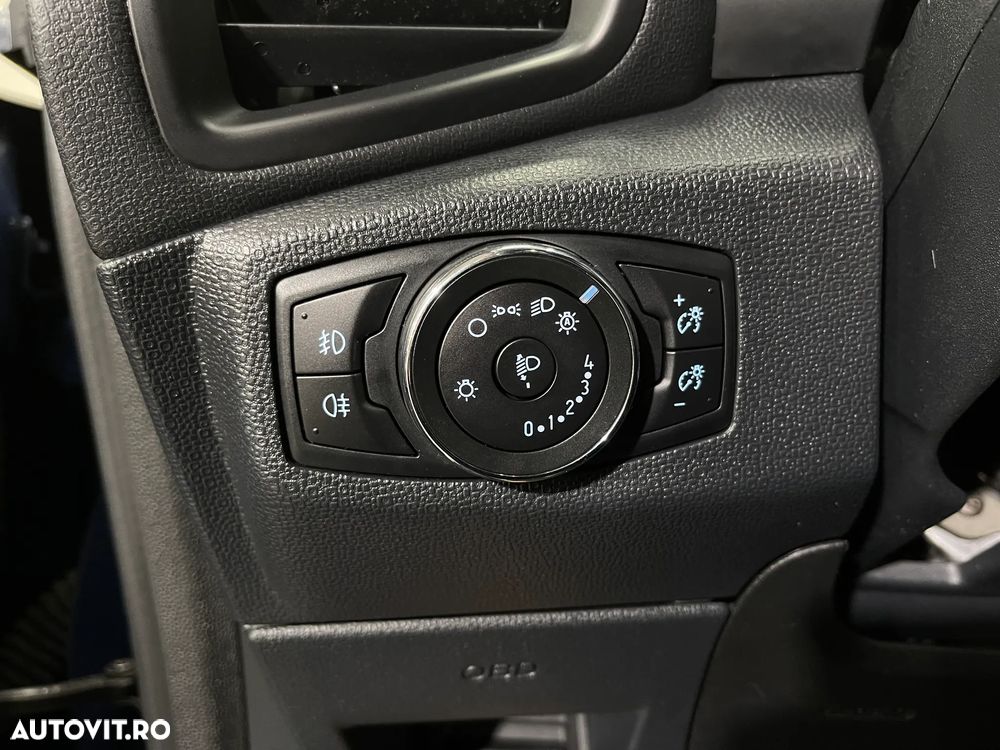 Ford EcoSport 1.5 EcoBlue Titanium - 18