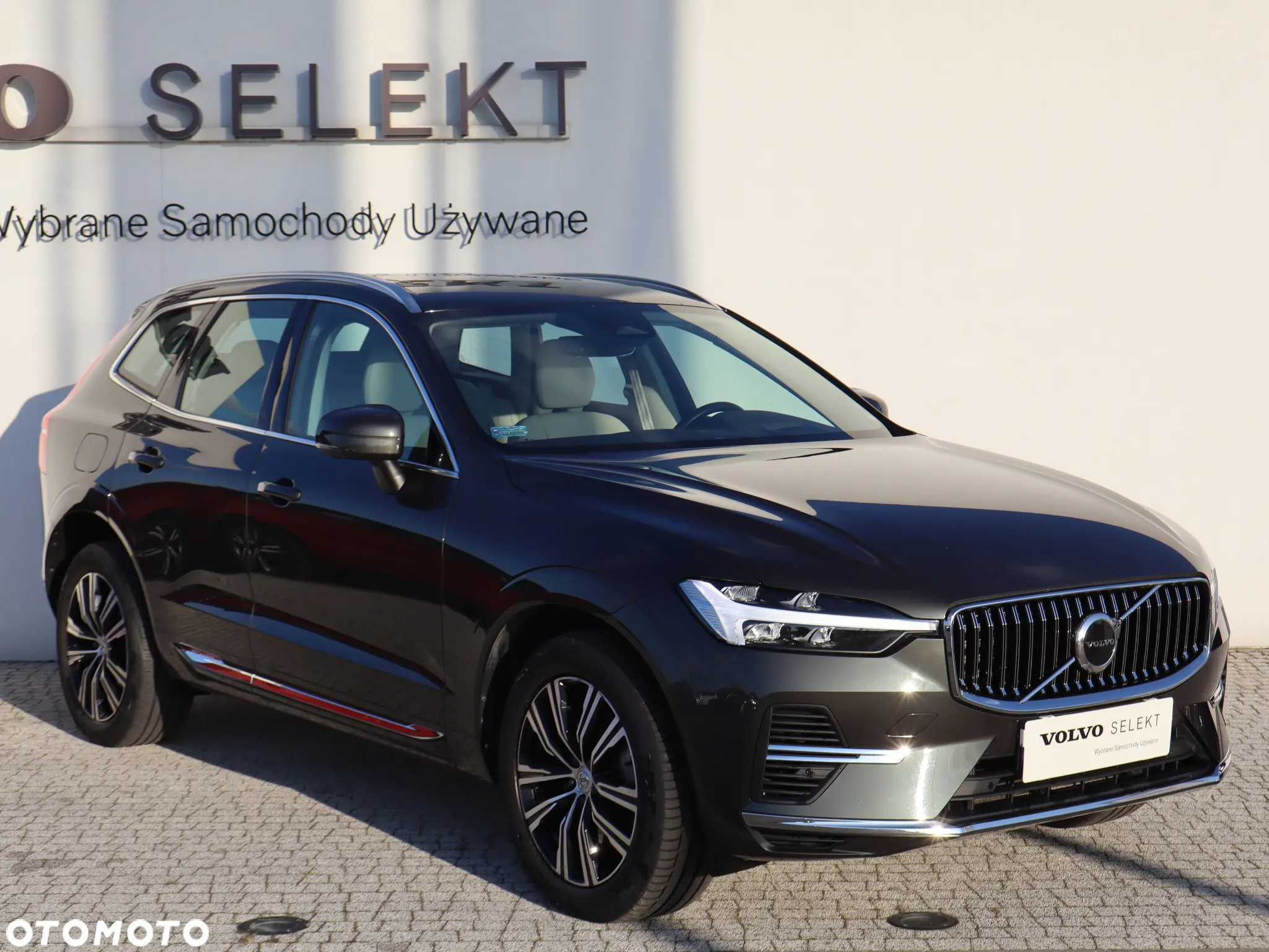 Volvo XC 60 T8 Plug-In Hybrid AWD Inscription - 8