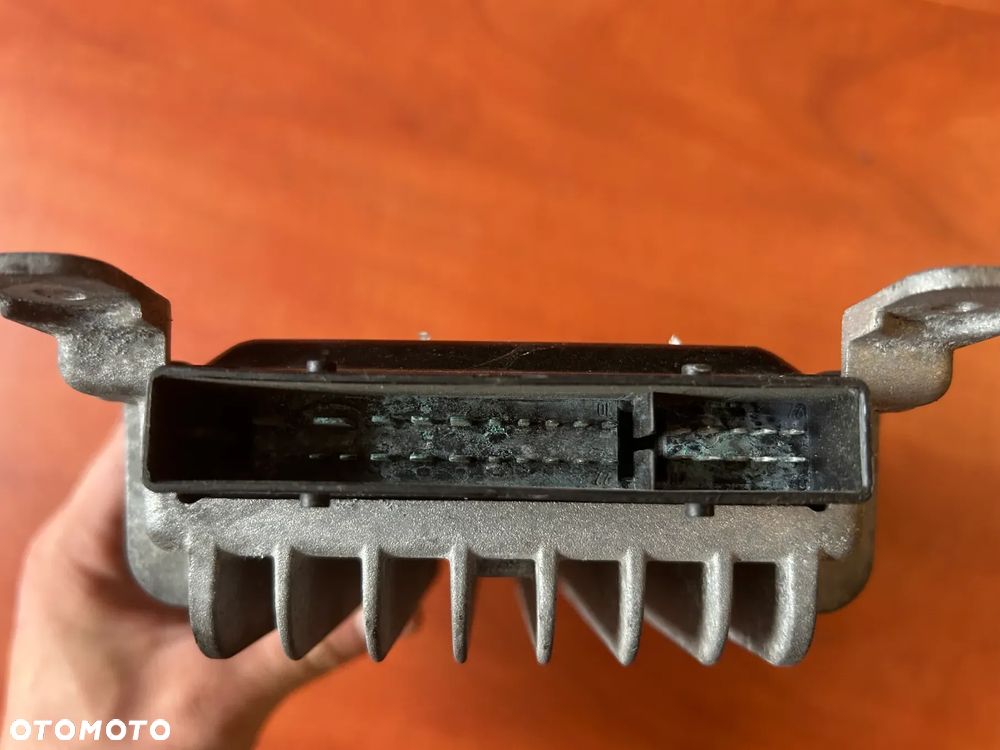 WZMACNIACZ MODUŁ AUDI A4 B7 8H0035223D - 6