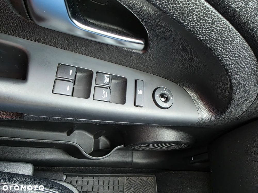 Kia Venga 1.4 Business Line - 18