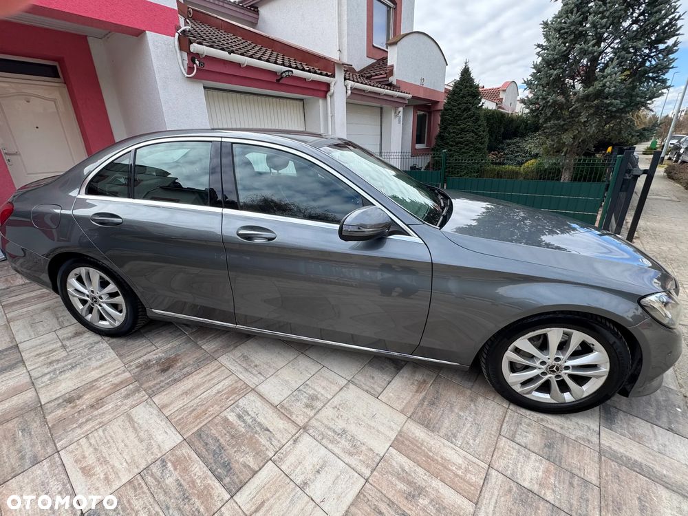 Mercedes-Benz Klasa C 300 d 9G-TRONIC Avantgarde - 8