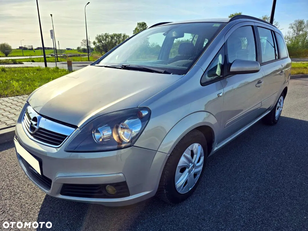 Opel Zafira 1.8 Cosmo - 4