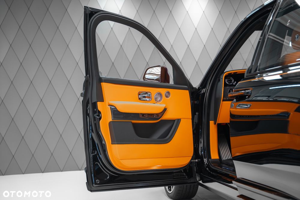 Rolls-Royce Cullinan Series II Black Badge - 30