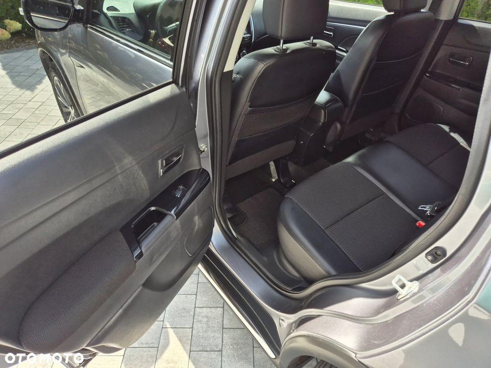 Peugeot 4008 - 18