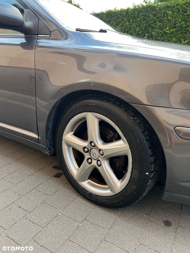 Toyota Avensis 2.2 D-4D Platinium - 5