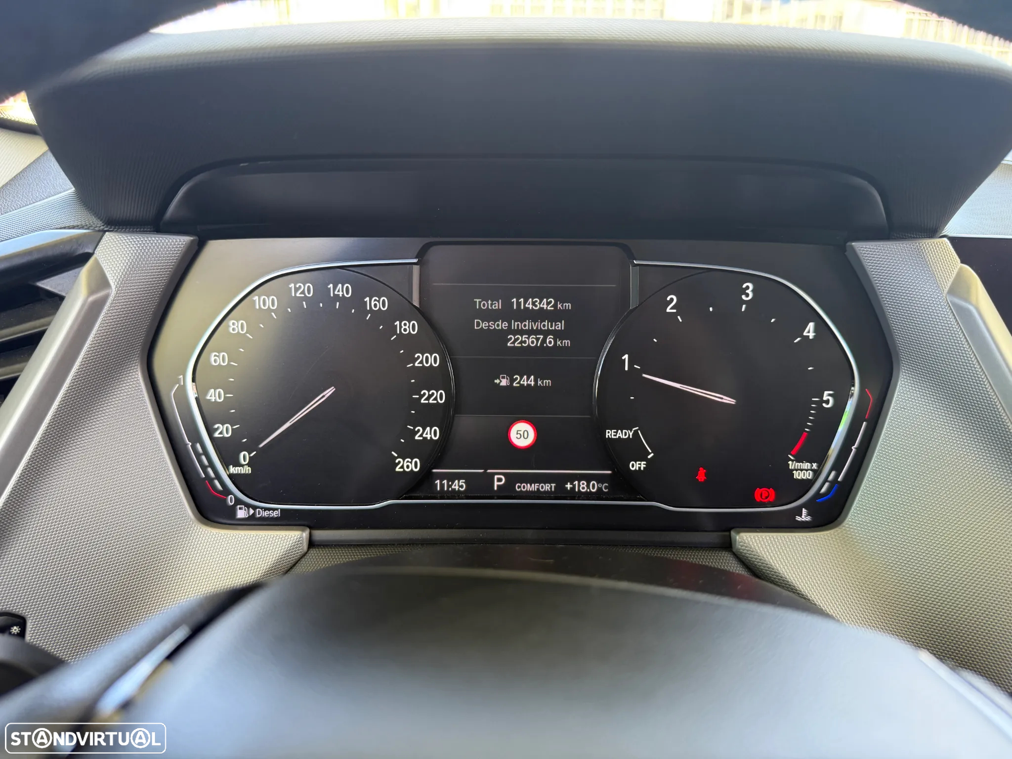 BMW 116 d Pack Color Vision Auto - 33