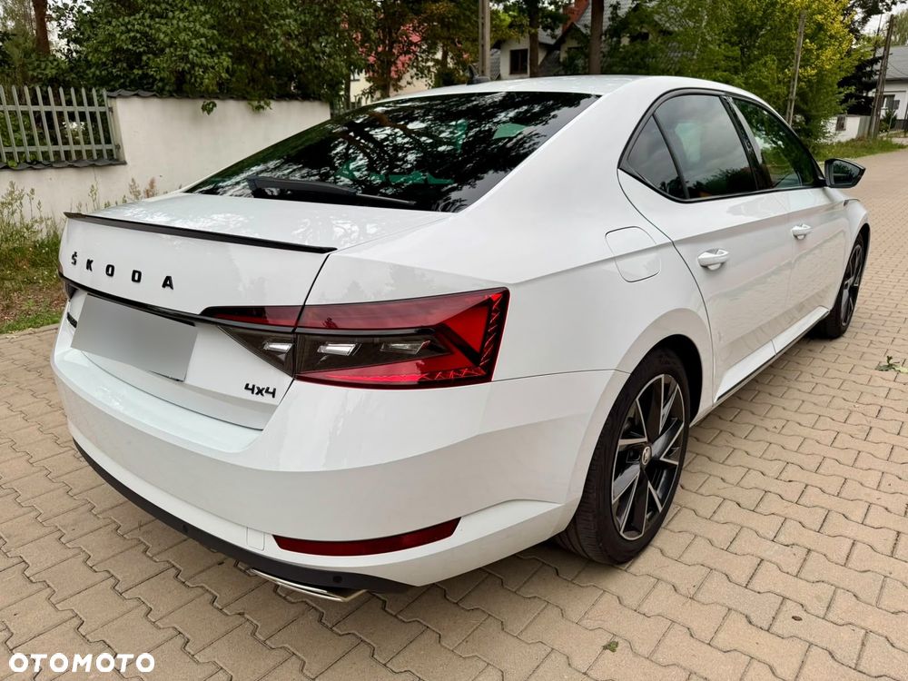 Skoda Superb 2.0 TSI 4x4 Sportline DSG - 5