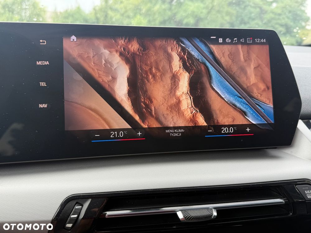 BMW Seria 2 218d - 27
