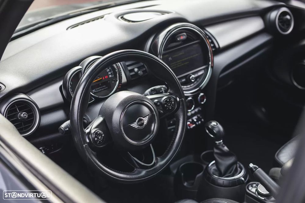 MINI 3 Portas Cooper SD Auto - 9