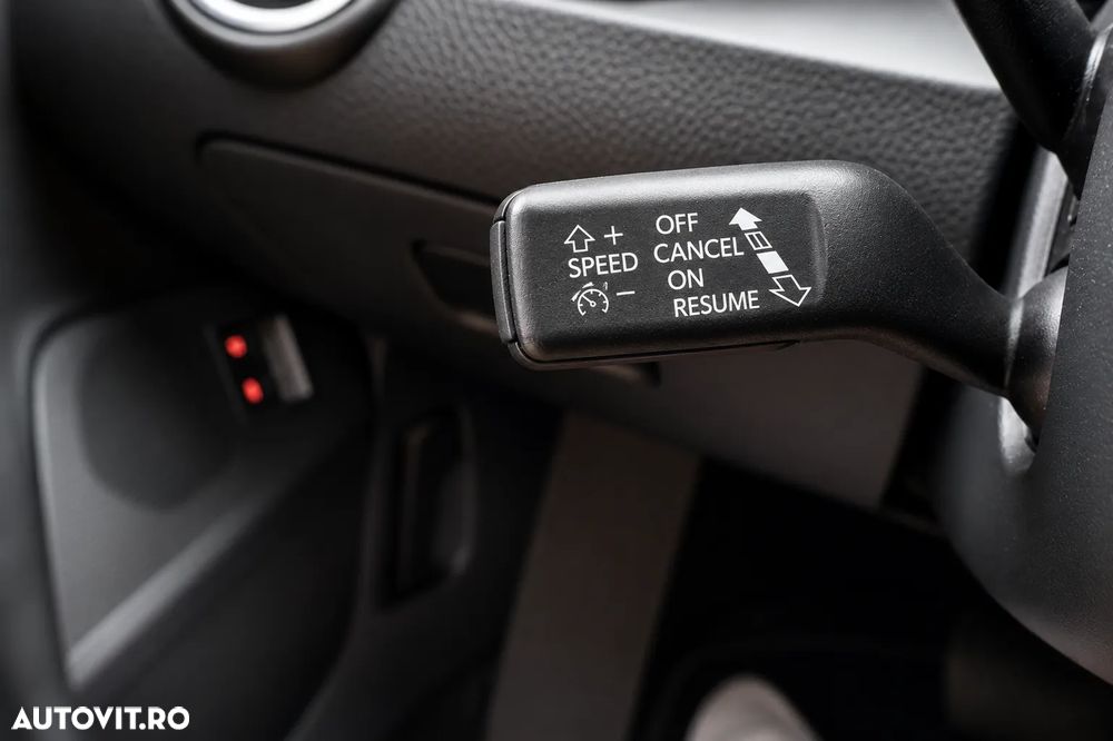 Volkswagen Passat CC 2.0 TDI BlueMotion Technology DSG - 17