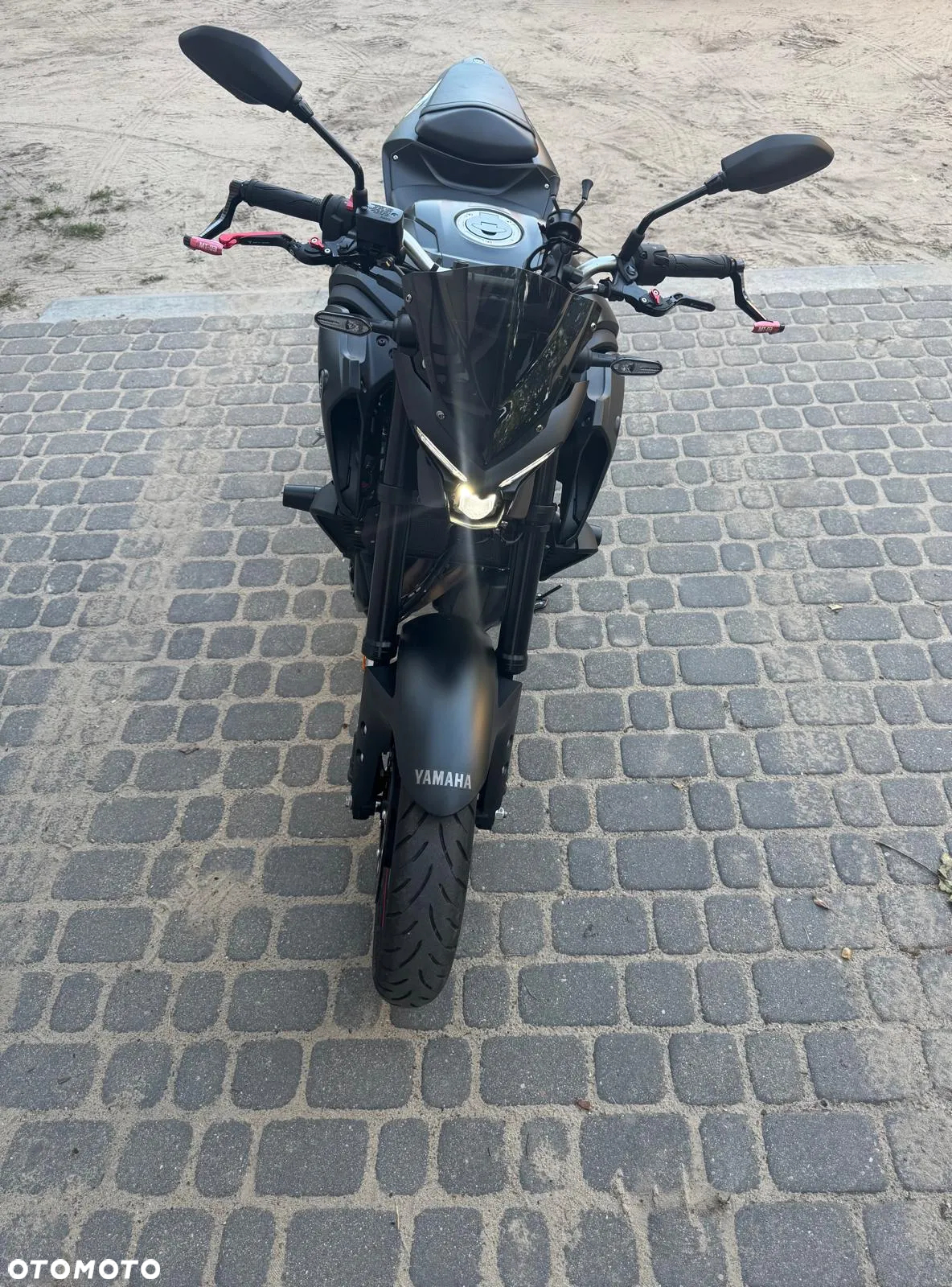 Yamaha MT - 7