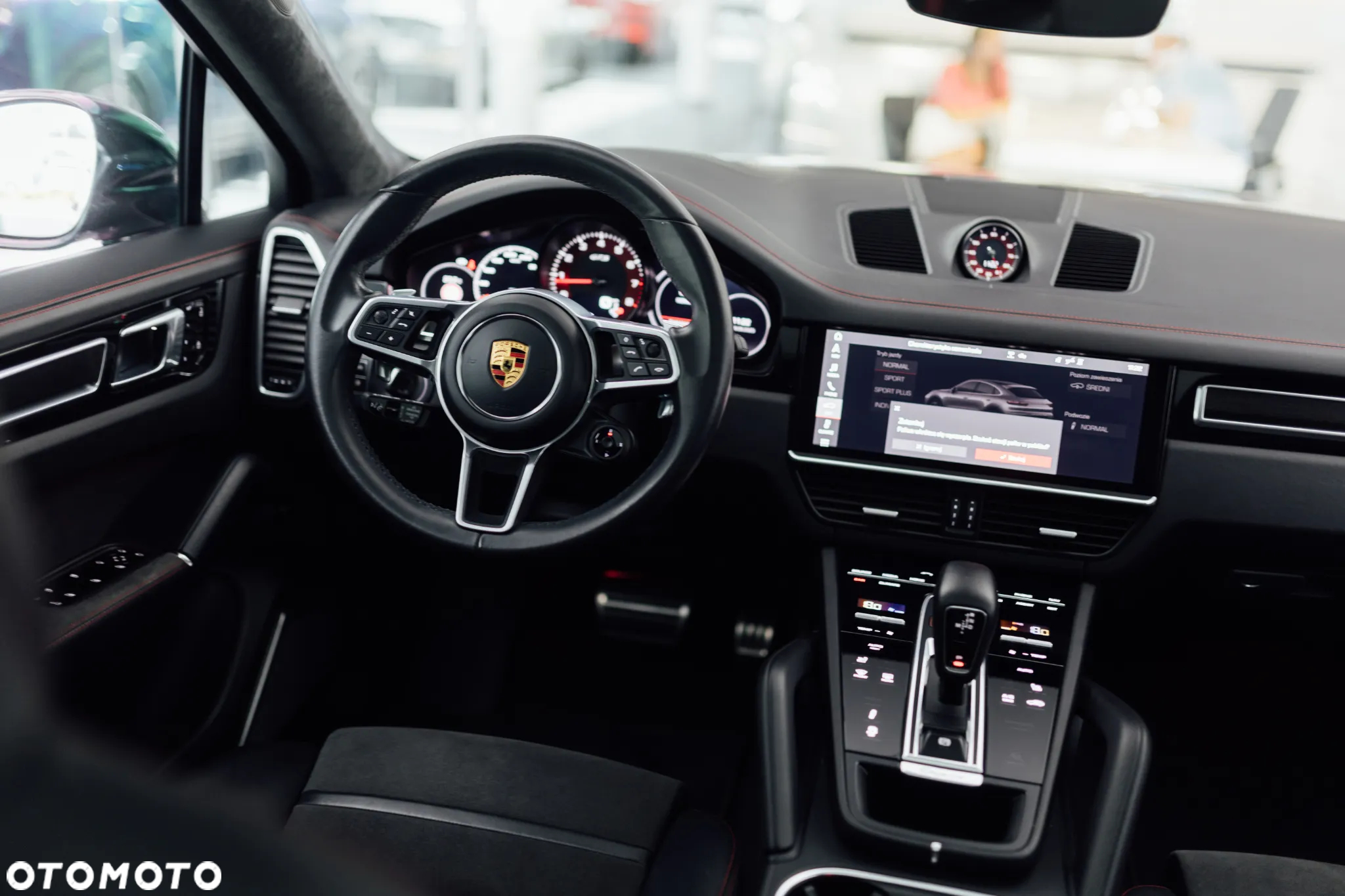 Porsche Cayenne Coupe GTS - 27