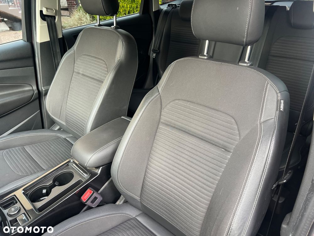 Ford Kuga ver-1-5-ecoblue-fwd-titanium - 28