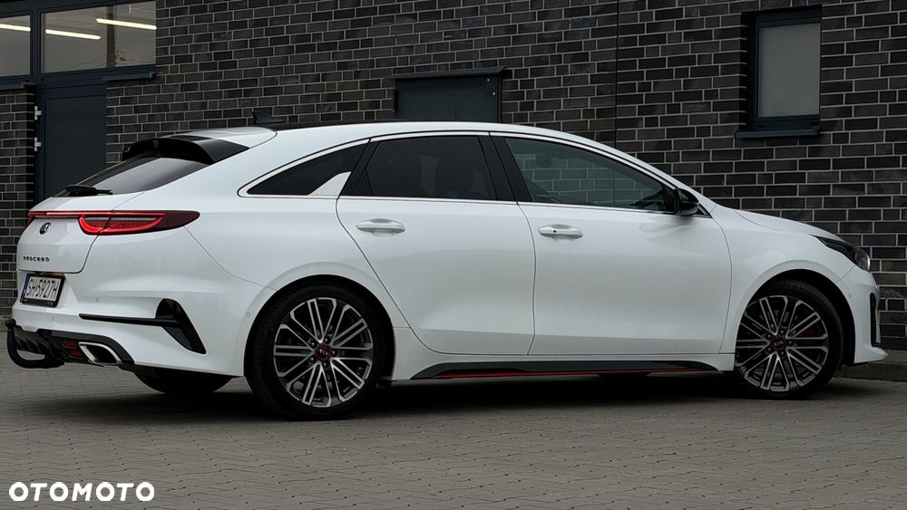 Kia ProCeed 1.6 T-GDI DCT7 OPF GT - 24