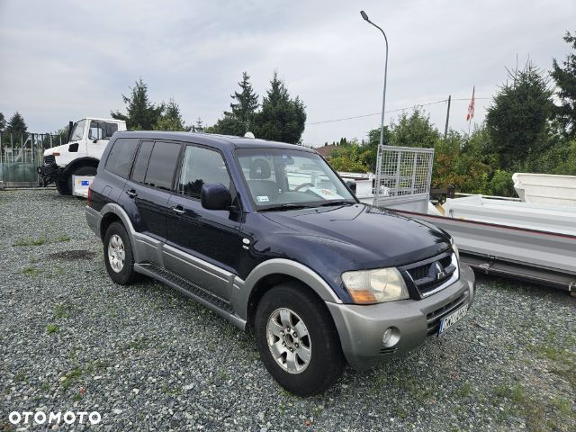 Mitsubishi Pajero 3.2 DID Instyle DAKAR - 10