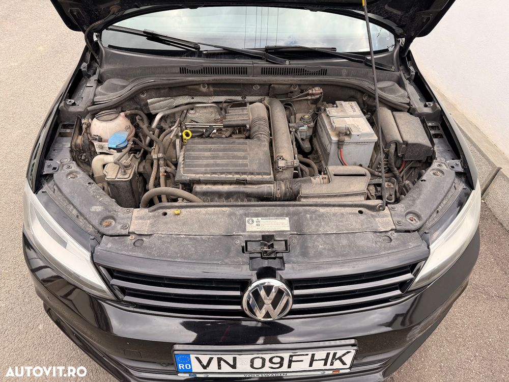 Volkswagen Jetta 1.2 TSI Comfortline - 8