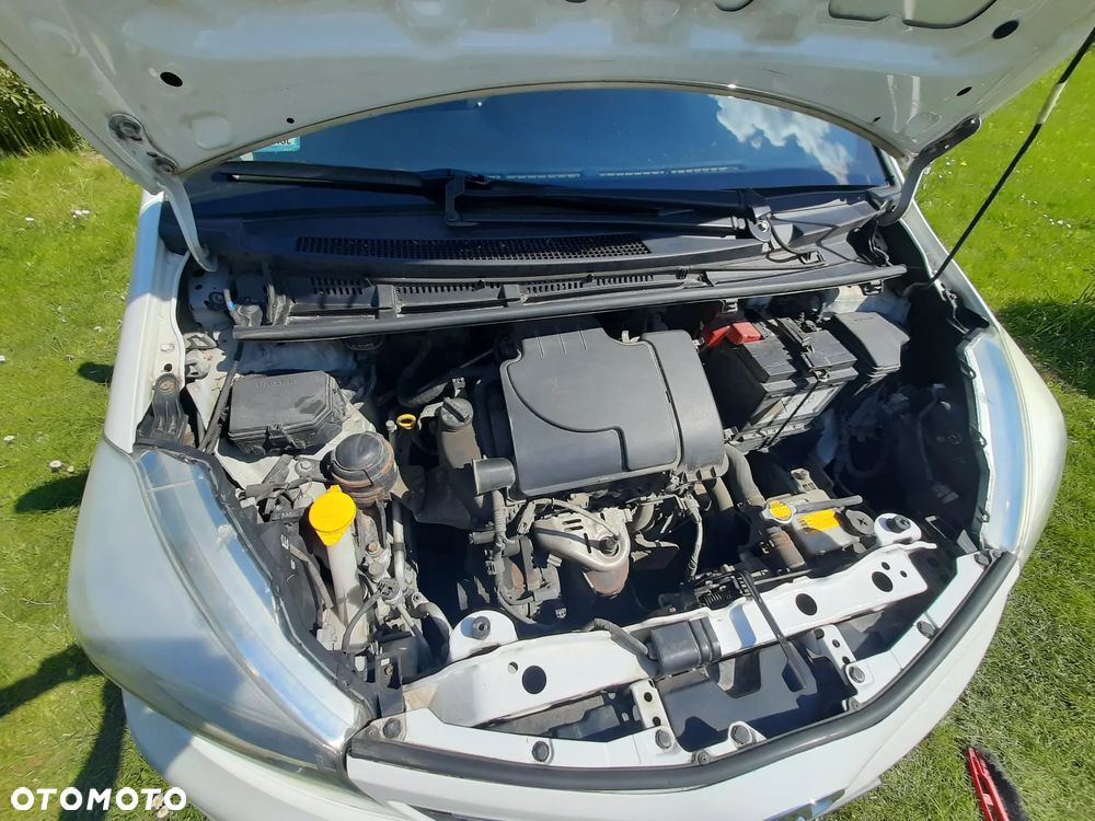 Toyota Yaris - 14