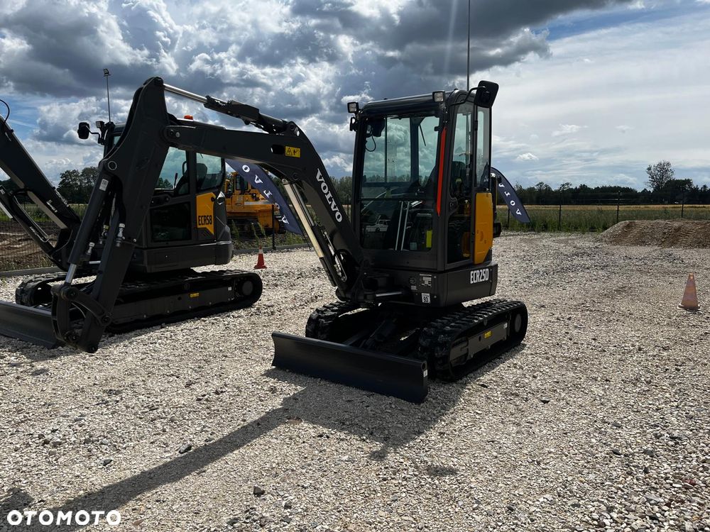 Volvo ECR25D rok prod. 2026, Nowa Koparka Dealer PL - 7