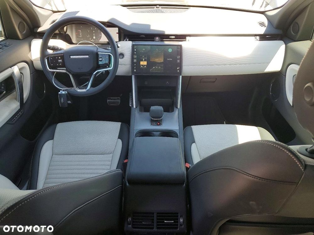 Land Rover Discovery 2.0 P300 Dynamic SE - 9